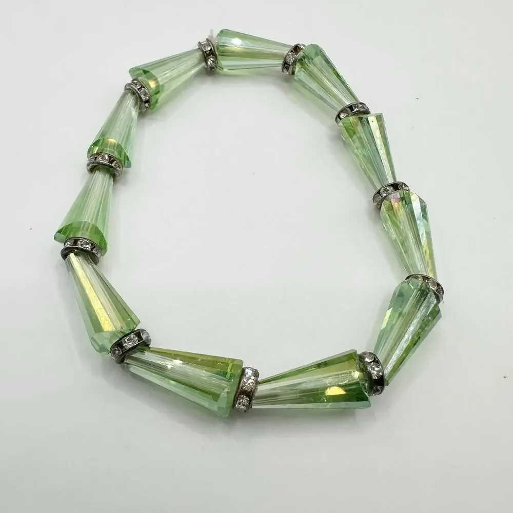 Green stretch beaded bracelet teardrop glass beads Art Deco Retro CZ Rhinestone